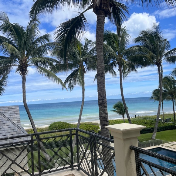 Meet your Posher, GG - Picture 1 of 1